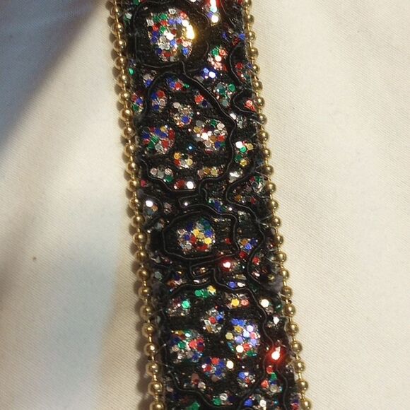 Sparkling and Gold Toned Women's Belt - Picture 4 of 7